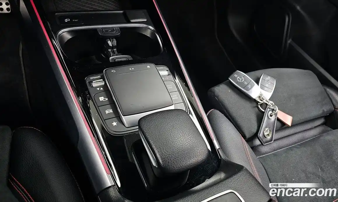 Mercedes-Benz GLB-Class 2021 2.0 гидро в Москве, фото 24
