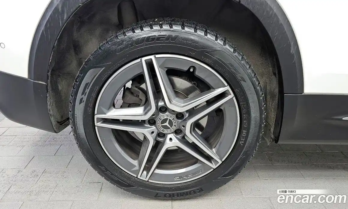 Mercedes-Benz GLB-Class 2021 2.0 гидро в Москве, фото 5
