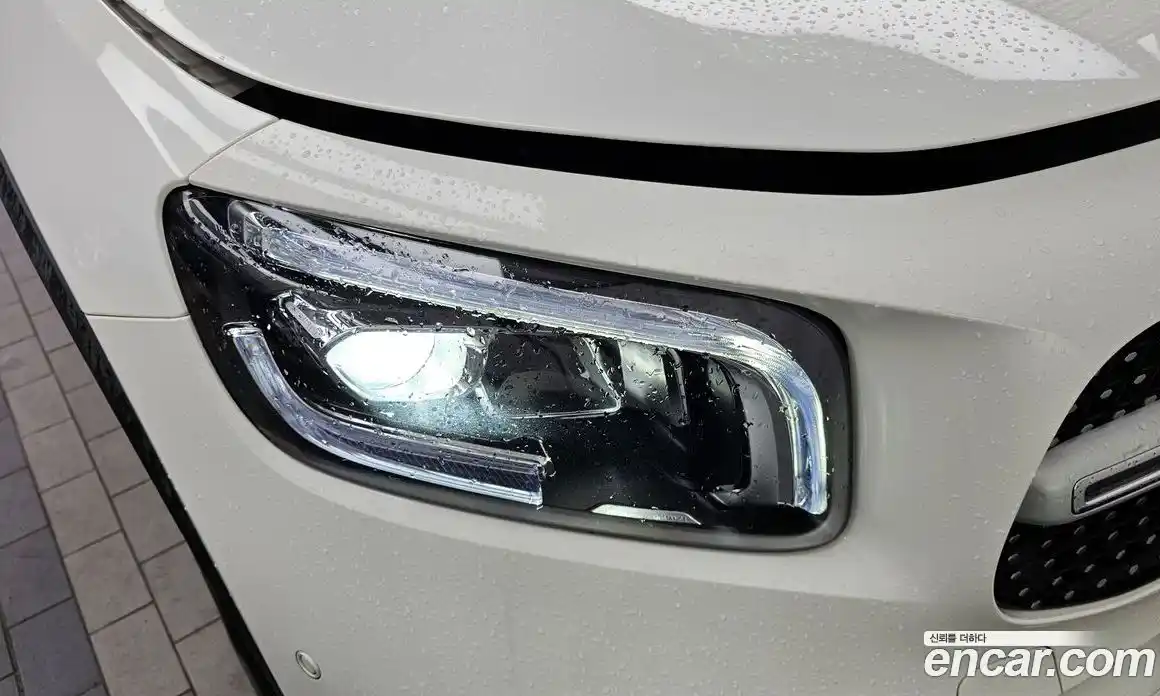 Mercedes-Benz GLB-Class 2021 2.0 гидро в Москве, фото 8