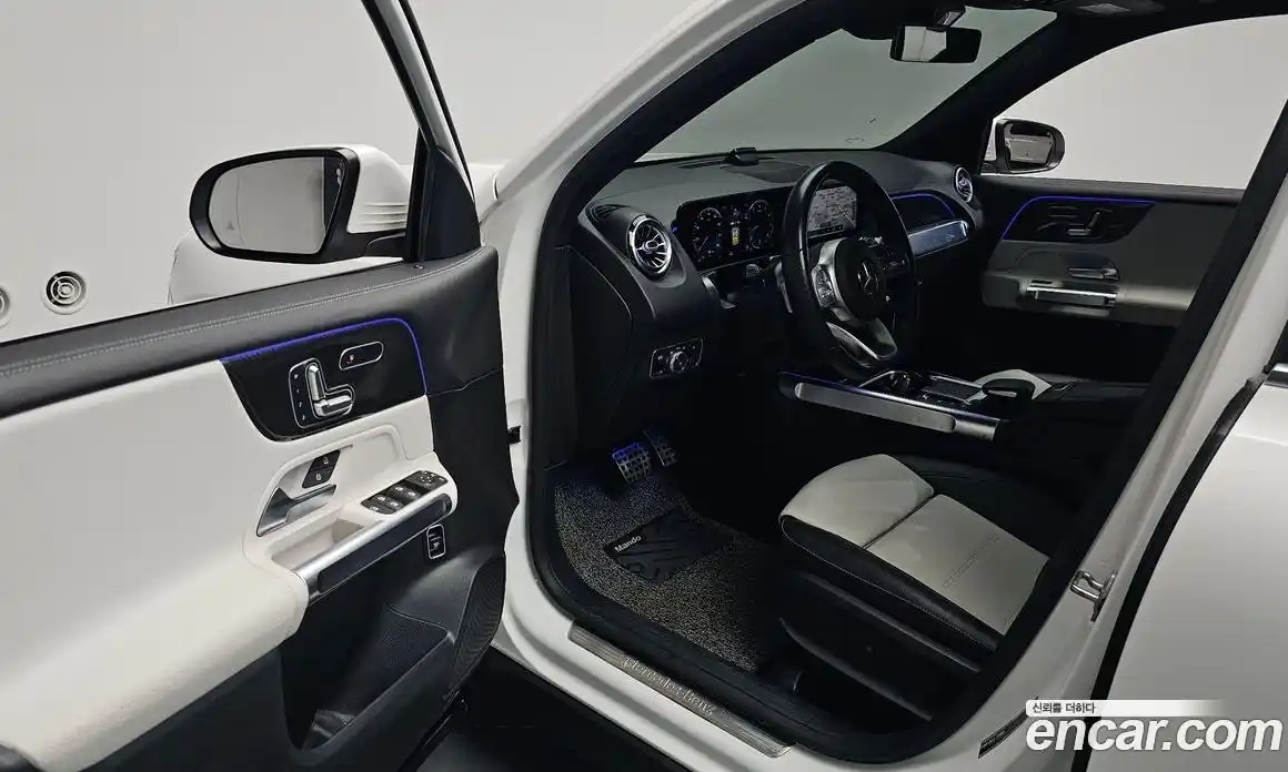 Mercedes-Benz GLB-Class 2021 2.0 гидро в Москве, фото 13
