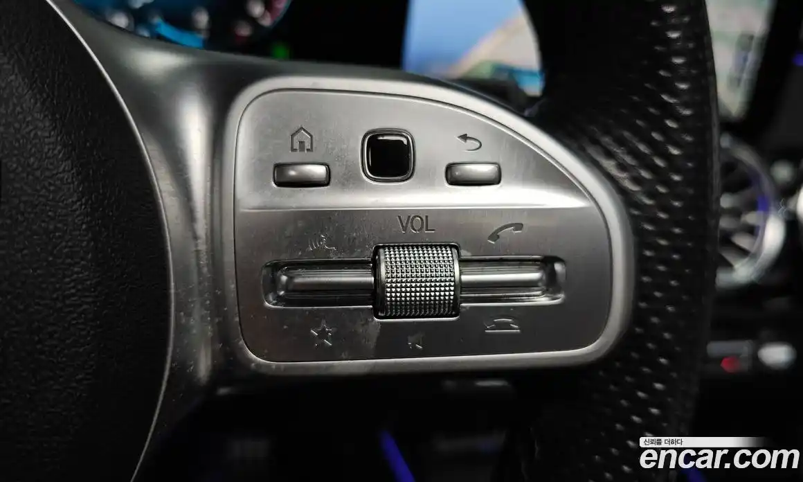 Mercedes-Benz GLB-Class 2021 2.0 гидро в Москве, фото 29