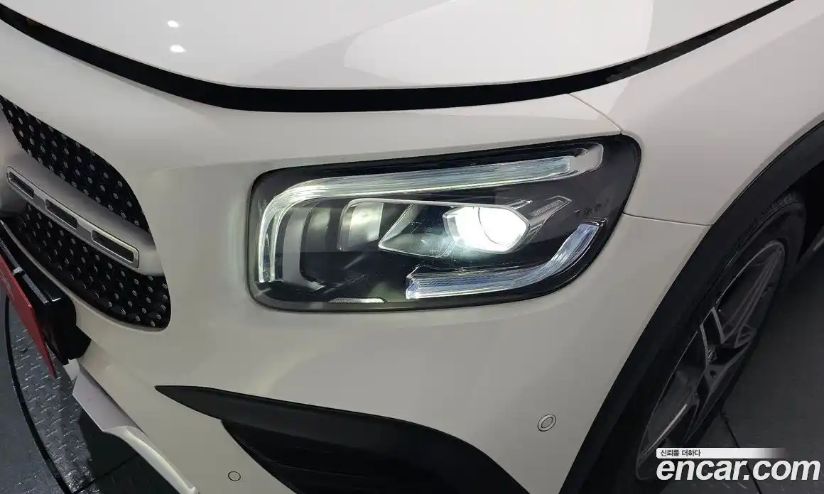 Mercedes-Benz GLB-Class 2021 2.0 гидро в Москве, фото 8