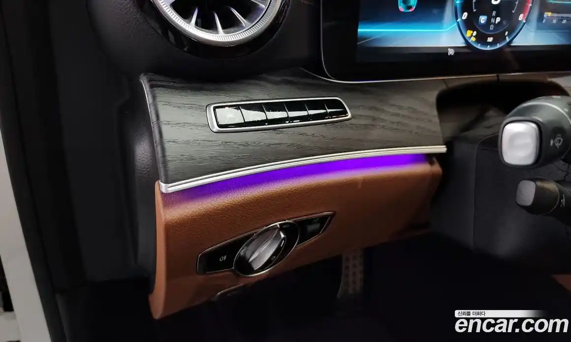 Mercedes-Benz E-Class 2019 1.9 гидро в Москве № 2201710, фото 30