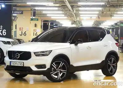 Volvo XC40 2021 2.0 гидро в Москве № 2202805, миниатюра 2
