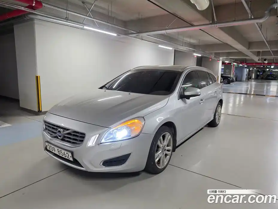 Volvo V60 2012 2.0 гидро в Москве № 2202897, фото 3