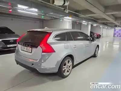 Volvo V60 2012 2.0 гидро в Москве № 2202897, миниатюра 4