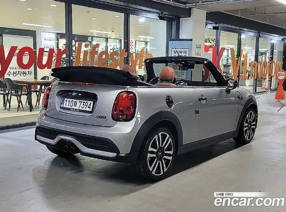 Mini Cooper Convertible 2024 2.0 гидро в Москве № 2203812, фото 4