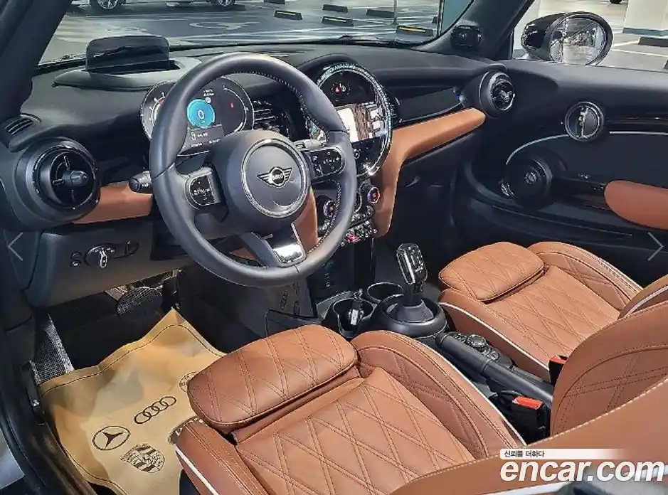 Mini Cooper Convertible 2024 2.0 гидро в Москве № 2203812, фото 6
