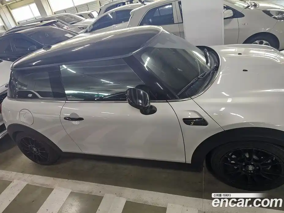 Mini Cooper 2022 гидро в Москве № 2203841, фото 3