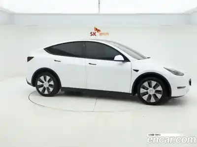Tesla Model Y 2022 2.0 гидро, миниатюра 2