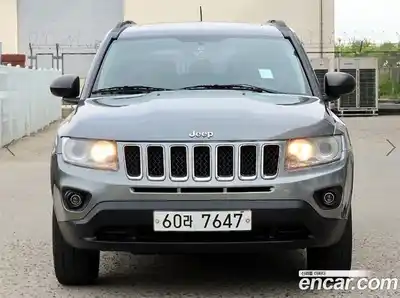 Jeep Compass 2011 2.4 вариатор в Москве № 2204737, миниатюра 2