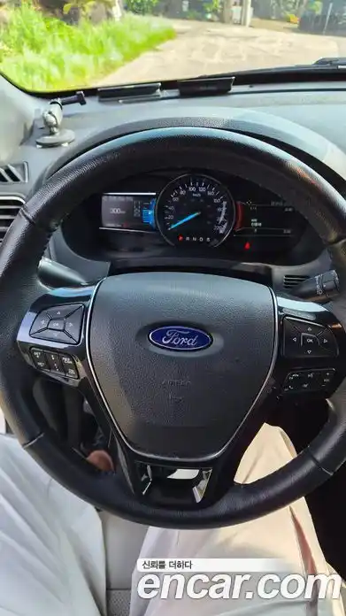 Ford Explorer 2018 2.3 гидро в Москве № 2205159, фото 8