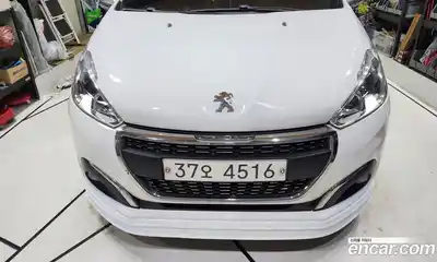 Peugeot 208 2017 1.6 гидро в Москве, миниатюра 3
