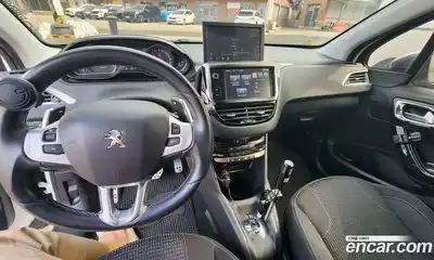Peugeot 208 2017 1.6 гидро в Москве, миниатюра 7