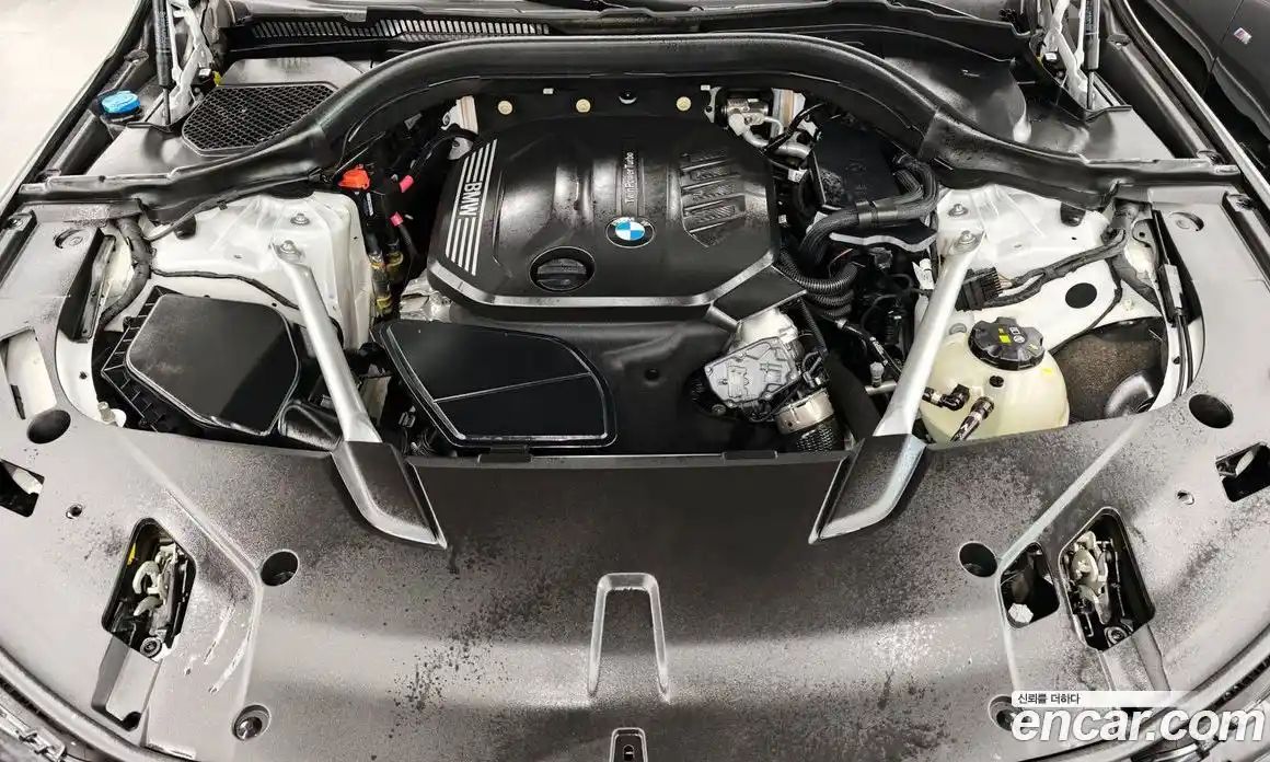 BMW 6-Series 2023 2.0 гидро в Москве № 2207945, фото 6