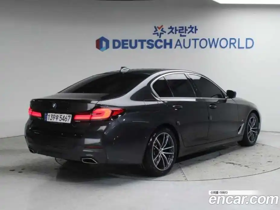 BMW 5-Series 2023 2.0 гидро в Москве № 2208521, фото 3