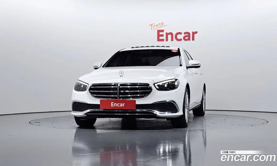 Mercedes-Benz E-Class 2022 2.0 гидро в Москве, фото 3