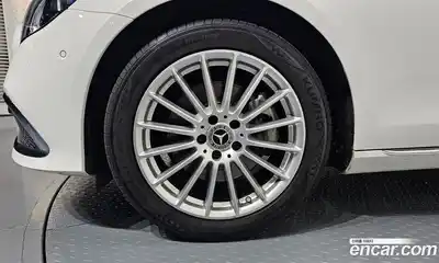 Mercedes-Benz E-Class 2022 2.0 гидро в Москве, миниатюра 5