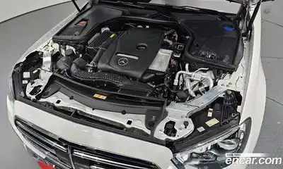 Mercedes-Benz E-Class 2022 2.0 гидро в Москве, миниатюра 6