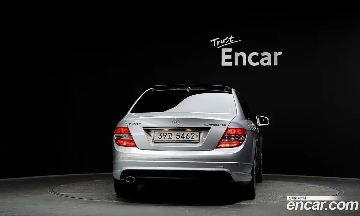Mercedes-Benz C-Class 2010 1.8 гидро в Москве, фото 4