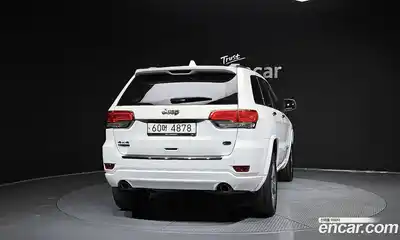 Jeep Cherokee 2015 3.0 гидро в Москве № 232765, миниатюра 4