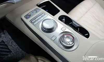 Genesis GV70 2021 2.5 гидро в Москве № 25237, миниатюра 9