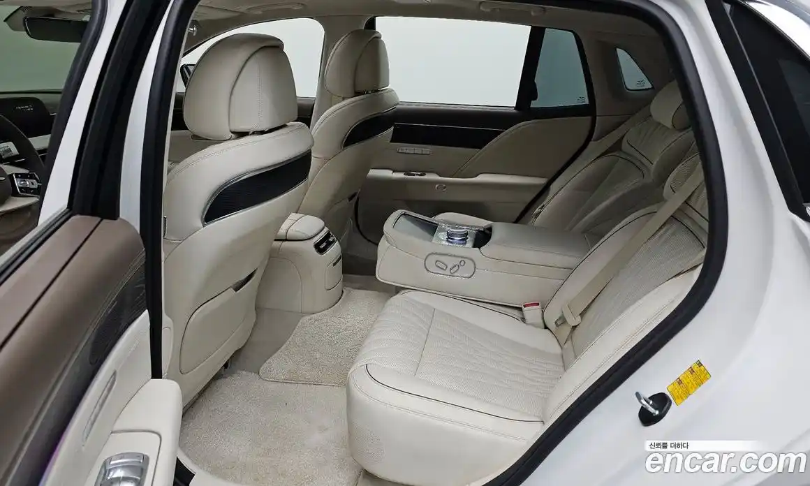 Genesis G90 2023 3.5 гидро в Москве, фото 11