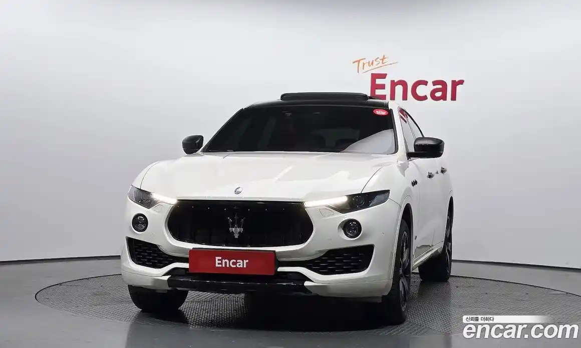 Maserati Levante 2017 3.0 гидро, фото 3