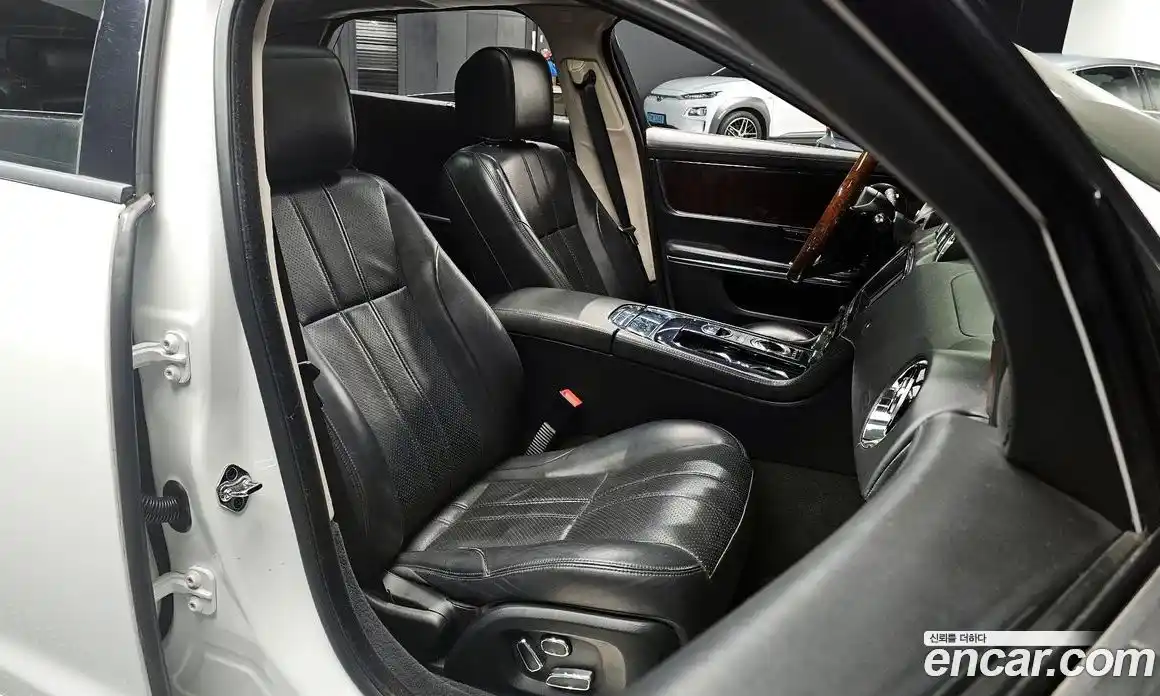 Jaguar XJ 2011 3.0 гидро, фото 10