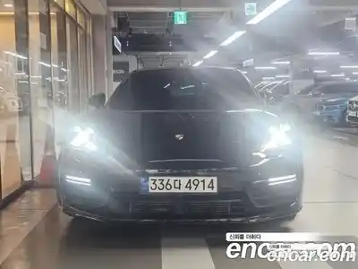 Porsche Panamera, 2018