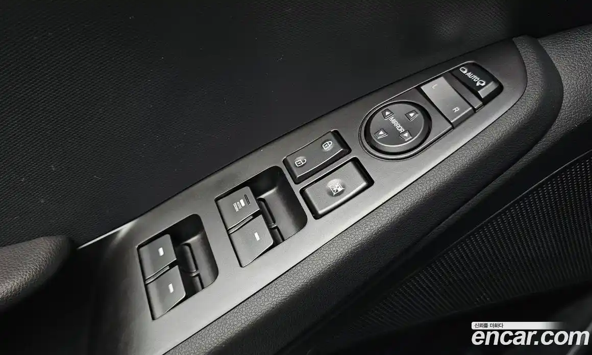 Hyundai Ioniq 2019 1.6 гидро в Москве № 3340, фото 14