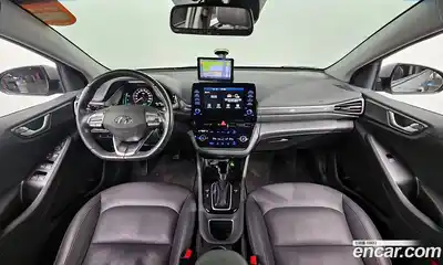 Hyundai Ioniq 2019 1.6 гидро в Москве № 3340, миниатюра 7