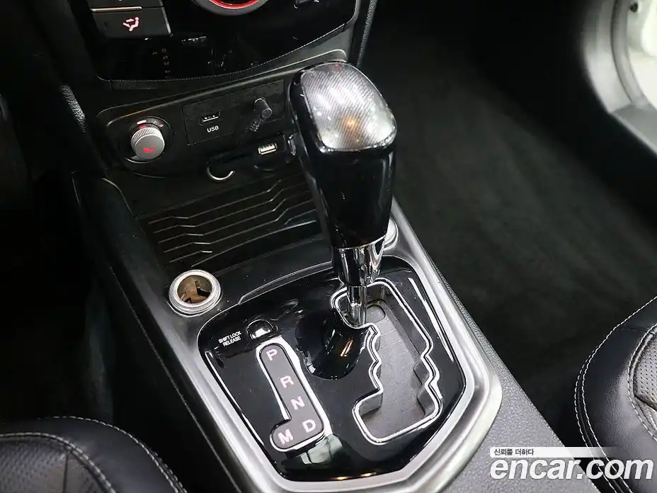 SsangYong TIBOLI 2016 1.6 гидро в Москве № 36253, фото 10