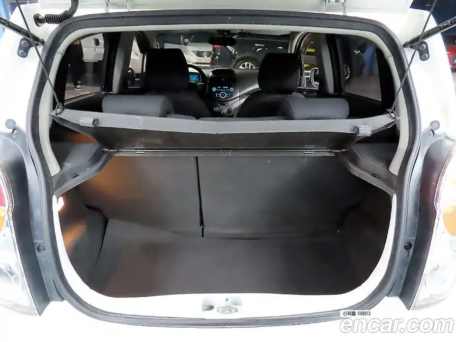 Chevrolet Spark 2012 1.0 гидро в Москве, фото 18