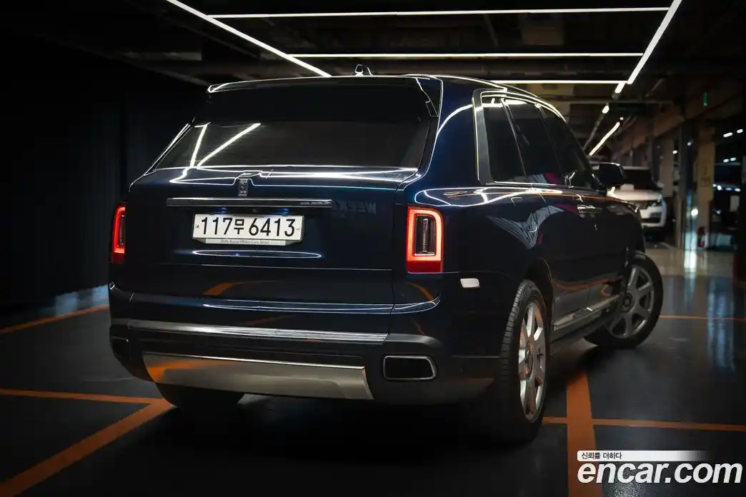 Rolls-Royce Cullinan 2022 6.7 гидро, фото 4