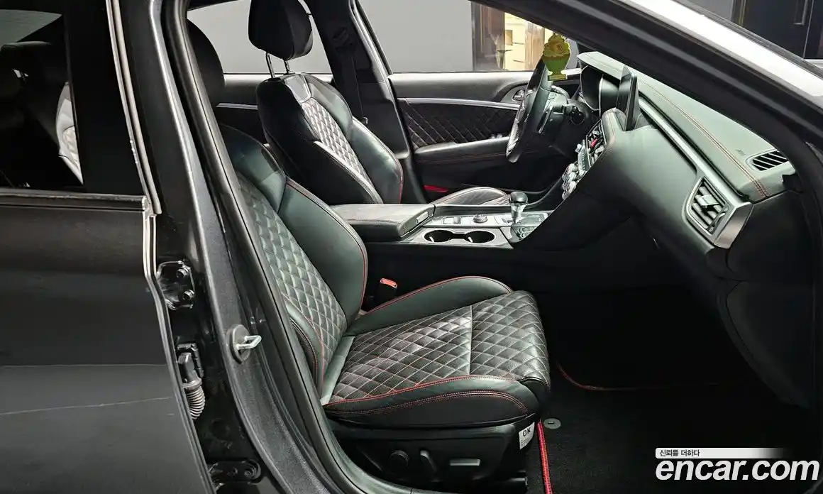 Genesis G70 2019 2.0 гидро в Москве, фото 10