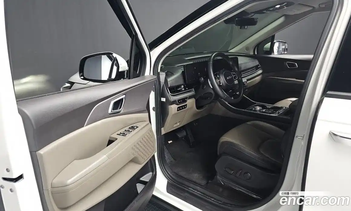 Kia Canival 2024 1.6 гидро в Москве № 614040, фото 11