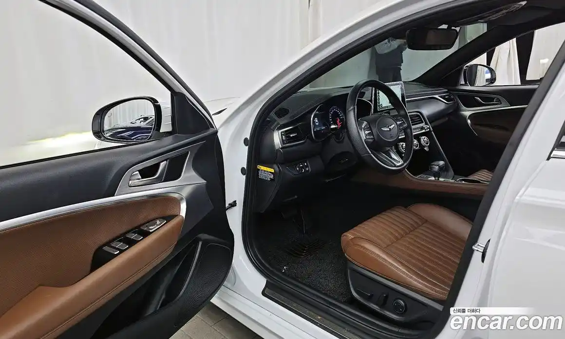 Genesis G70 2020 2.0 гидро в Москве, фото 10