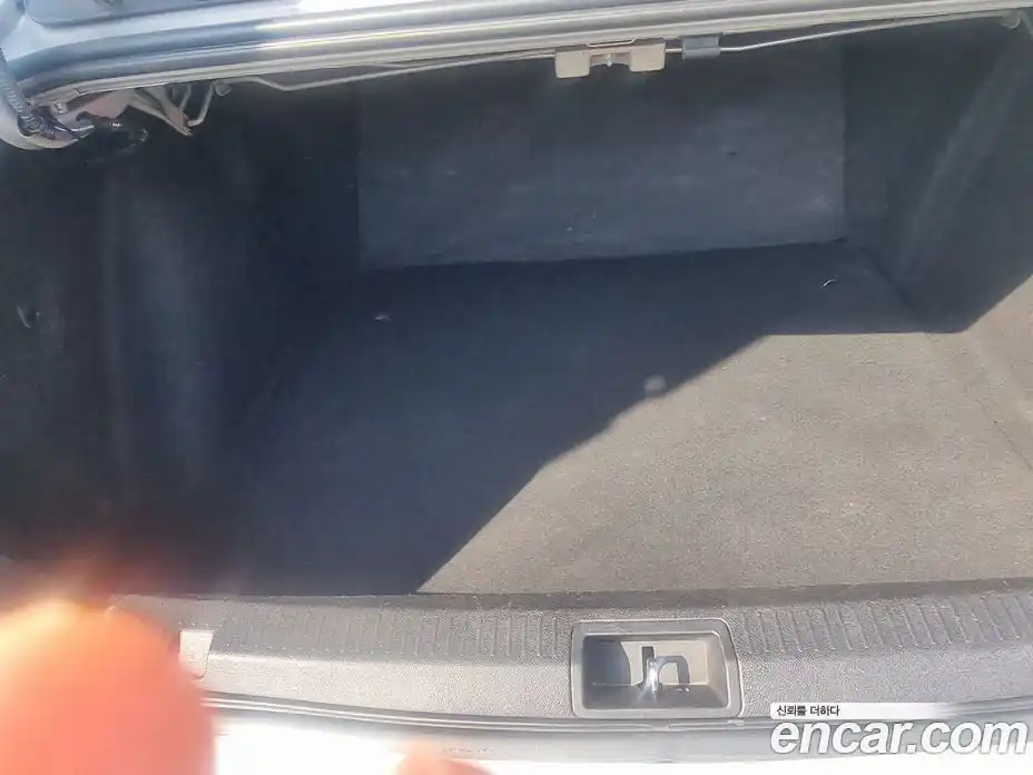 Renault SM3 2009 1.6 гидро в Москве № 748446, фото 14