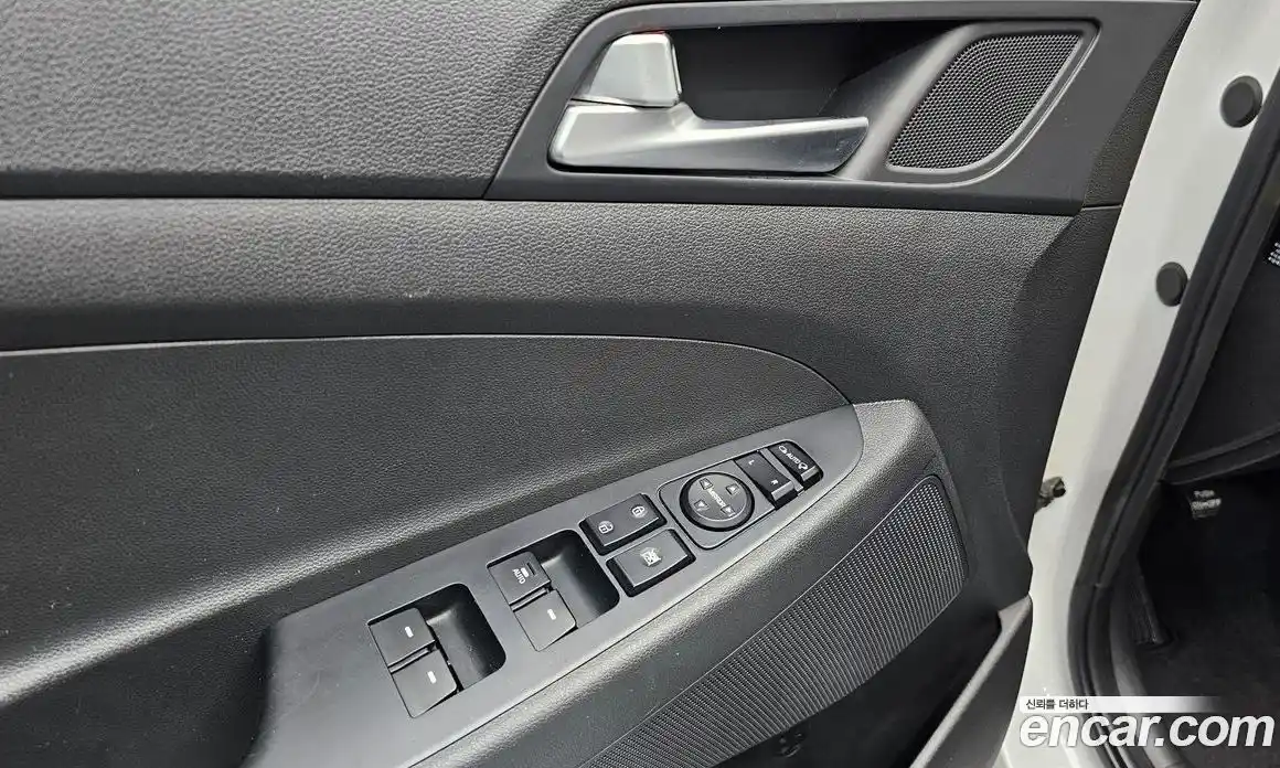 Hyundai Tucson 2017 1.6 гидро в Москве, фото 15