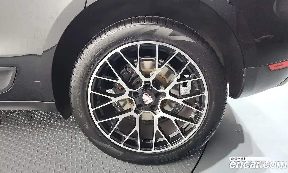 Porsche Macan 2021 2.0 гидро в Москве, фото 5