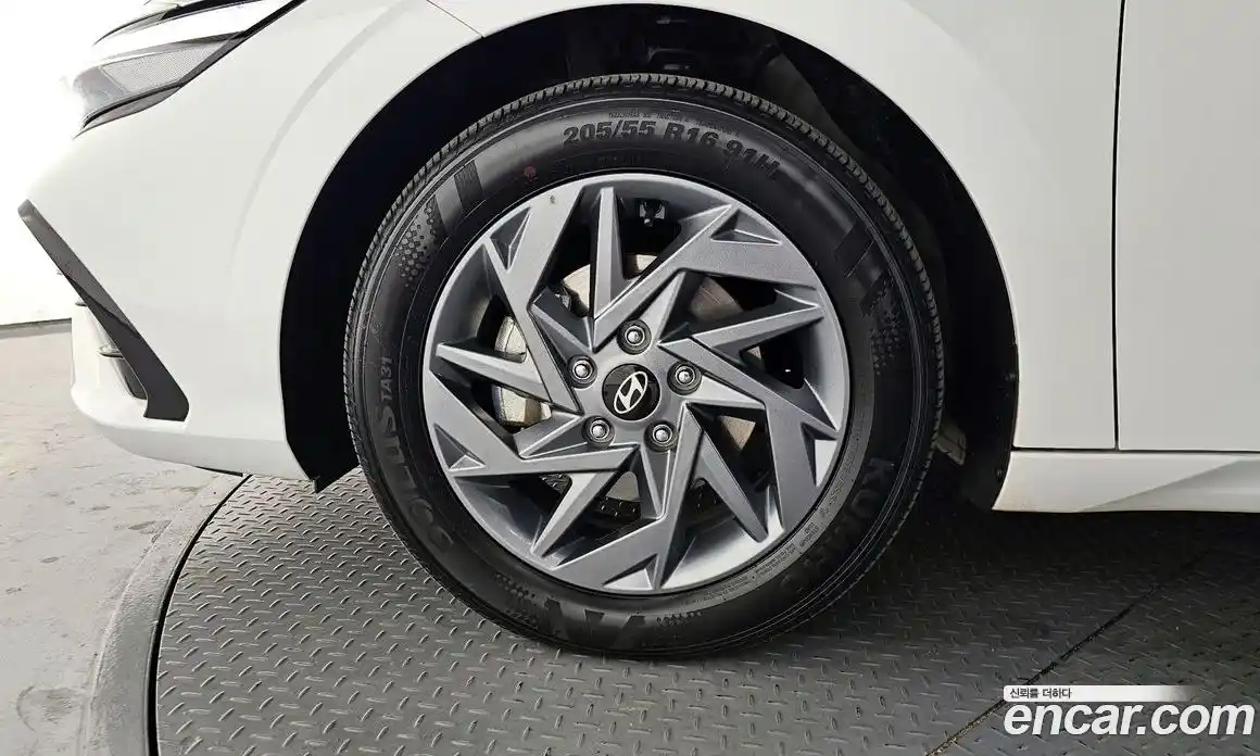 Hyundai Avante 2024 1.6 гидро в Москве, фото 5