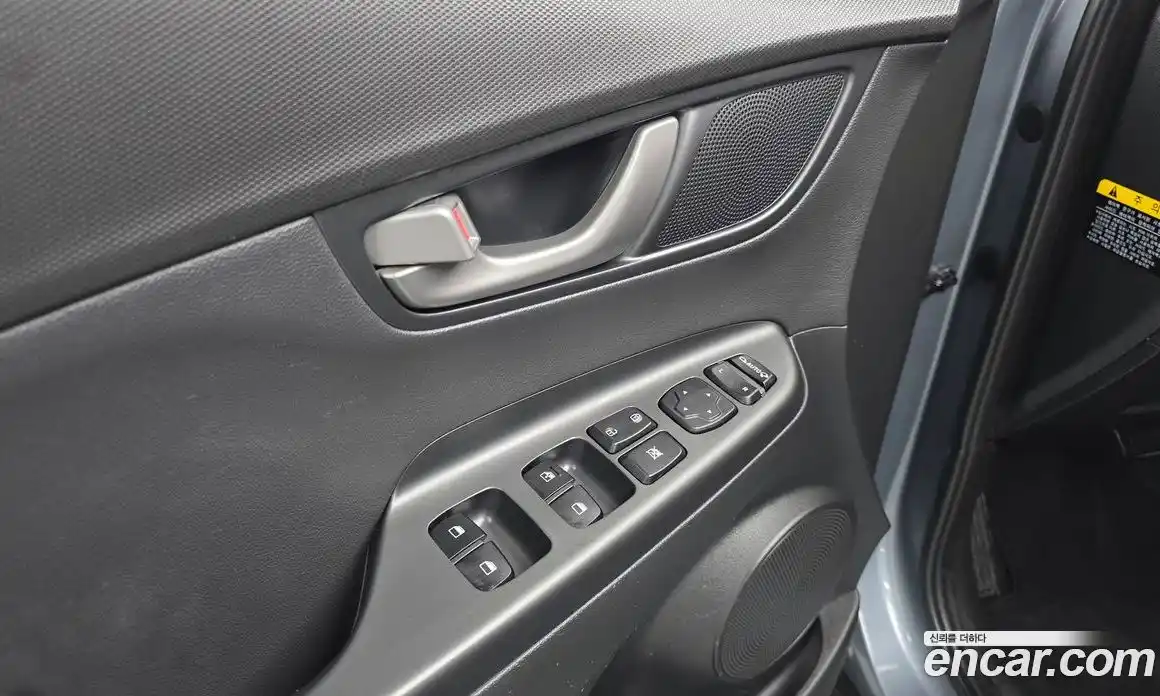 Hyundai Kona 2017 1.6 гидро в Москве, фото 17