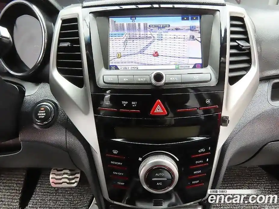 SsangYong TIBOLI 2015 1.6 гидро в Москве № 857099, фото 15