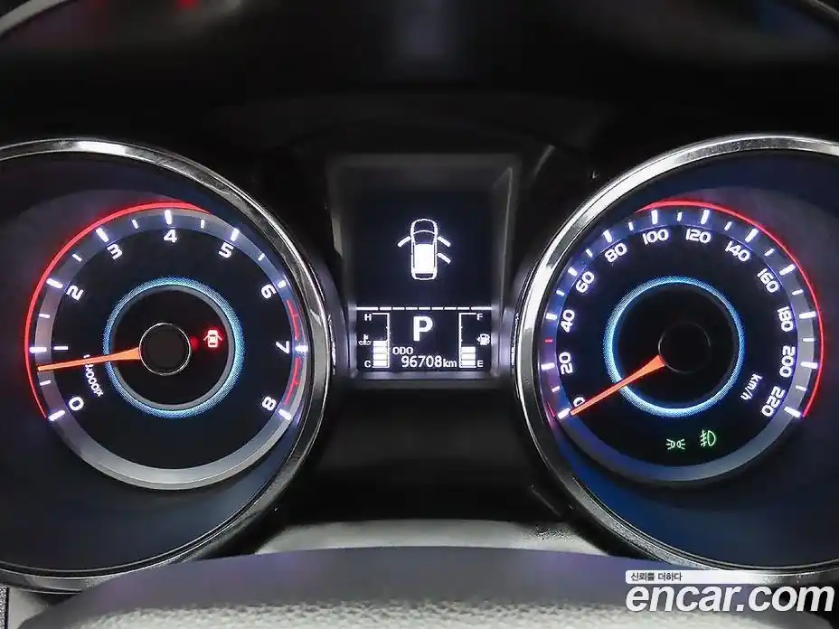 SsangYong TIBOLI 2015 1.6 гидро в Москве № 857099, фото 8