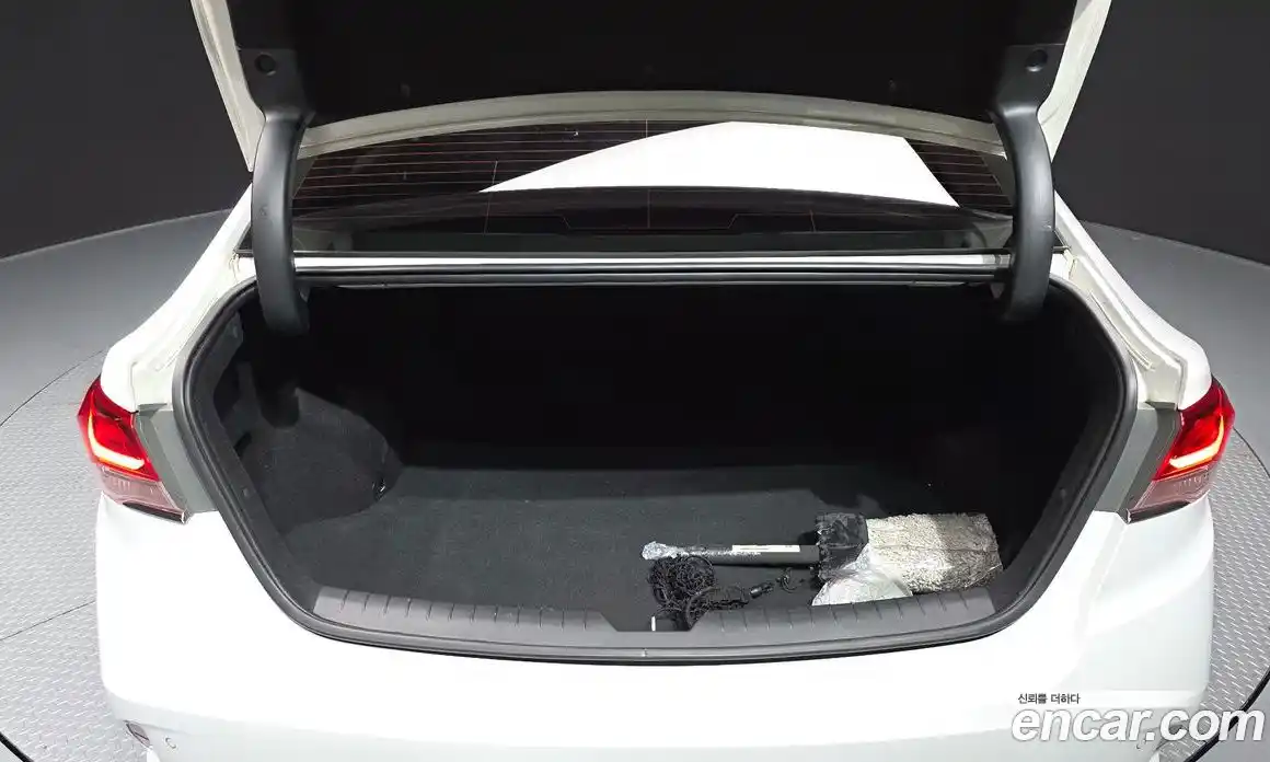 Hyundai Sonata 2017 2.0 гидро в Москве, фото 20