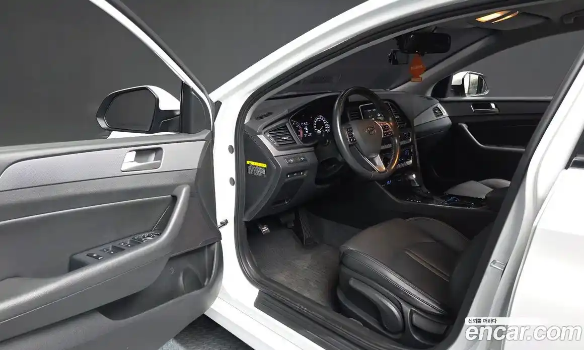 Hyundai Sonata 2017 2.0 гидро в Москве, фото 10