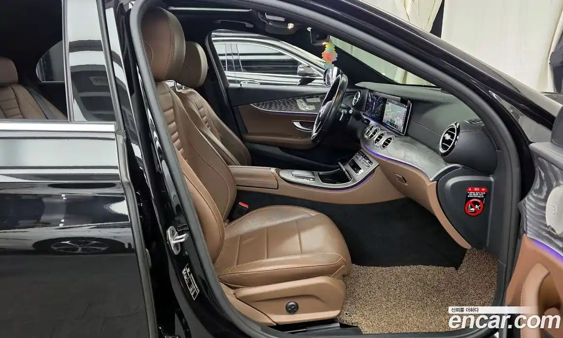 Mercedes-Benz E-Class 2022 2.0 гидро в Москве, фото 11