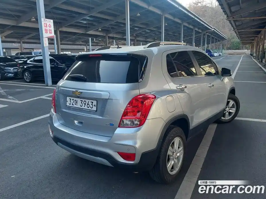 Chevrolet Trax 2017 1.6 гидро в Москве № 105871, фото 4