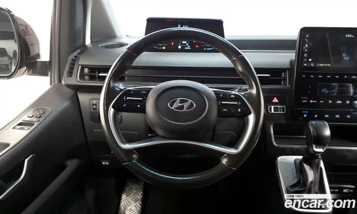 Hyundai Staria 2021 2.2 гидро в Москве, фото 14